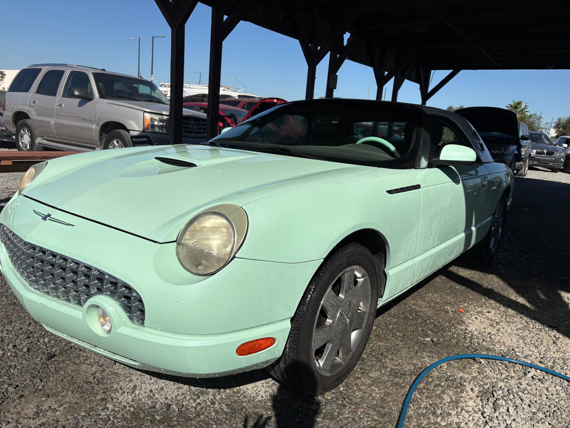 2002 FORD THUNDERBIRD — photo 1