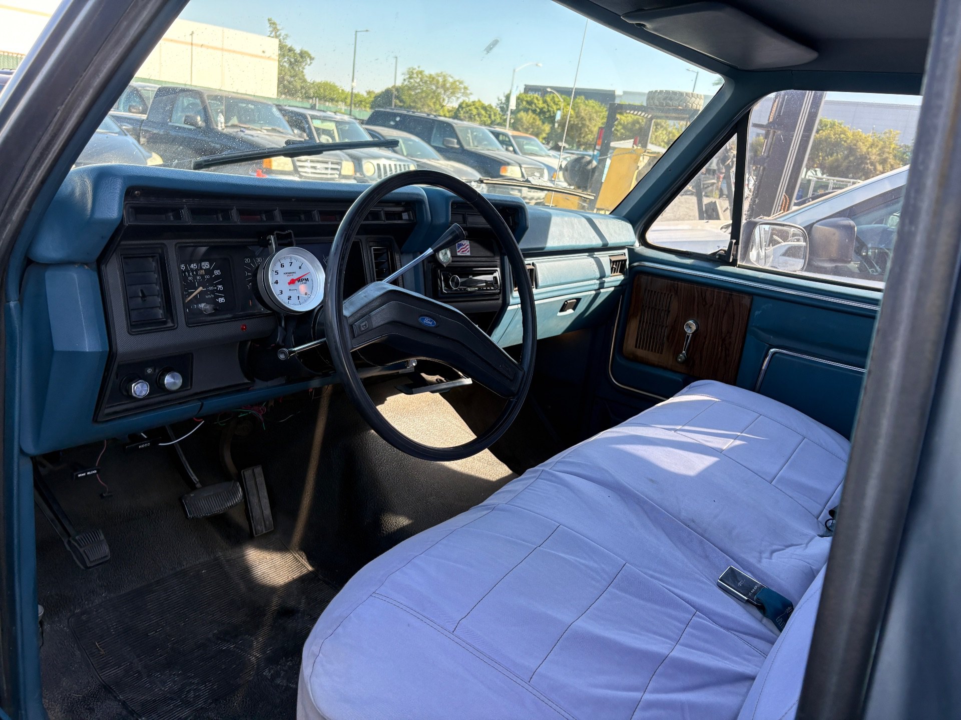 1984 FORD F150 — thumbnail 4