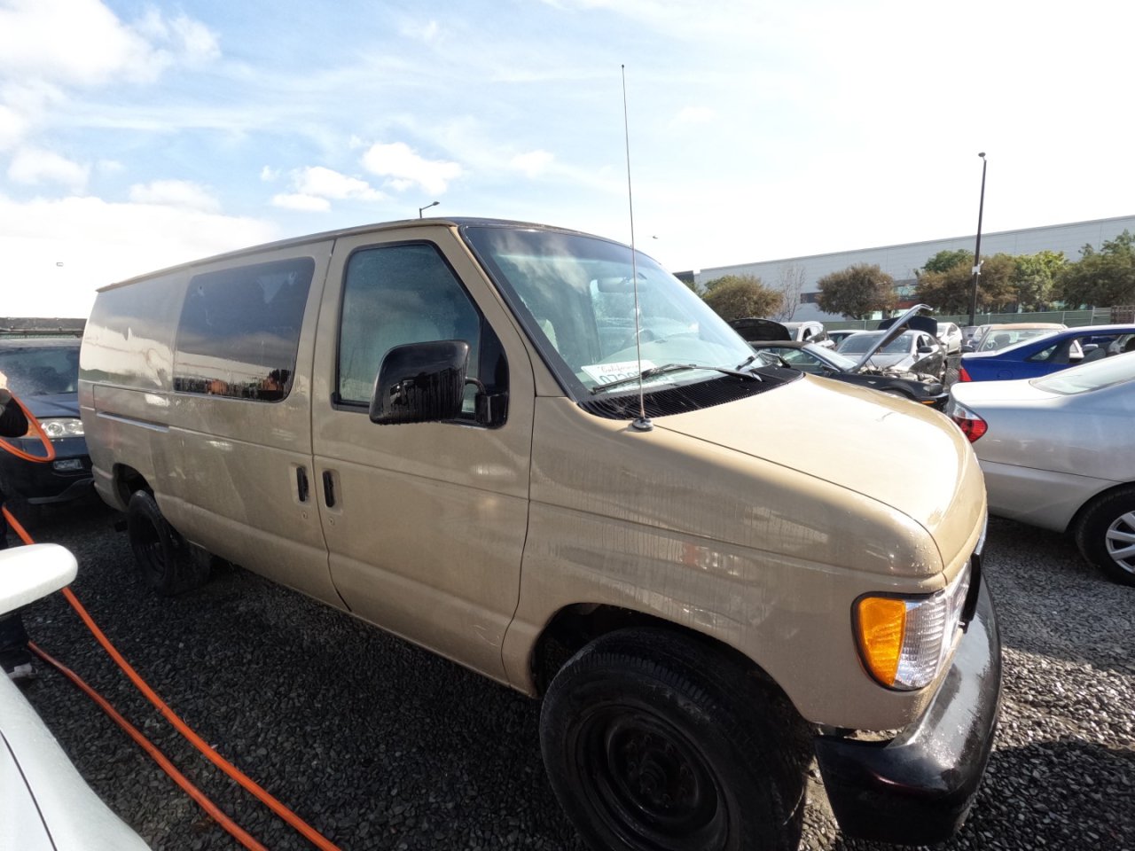 1998 FORD E250