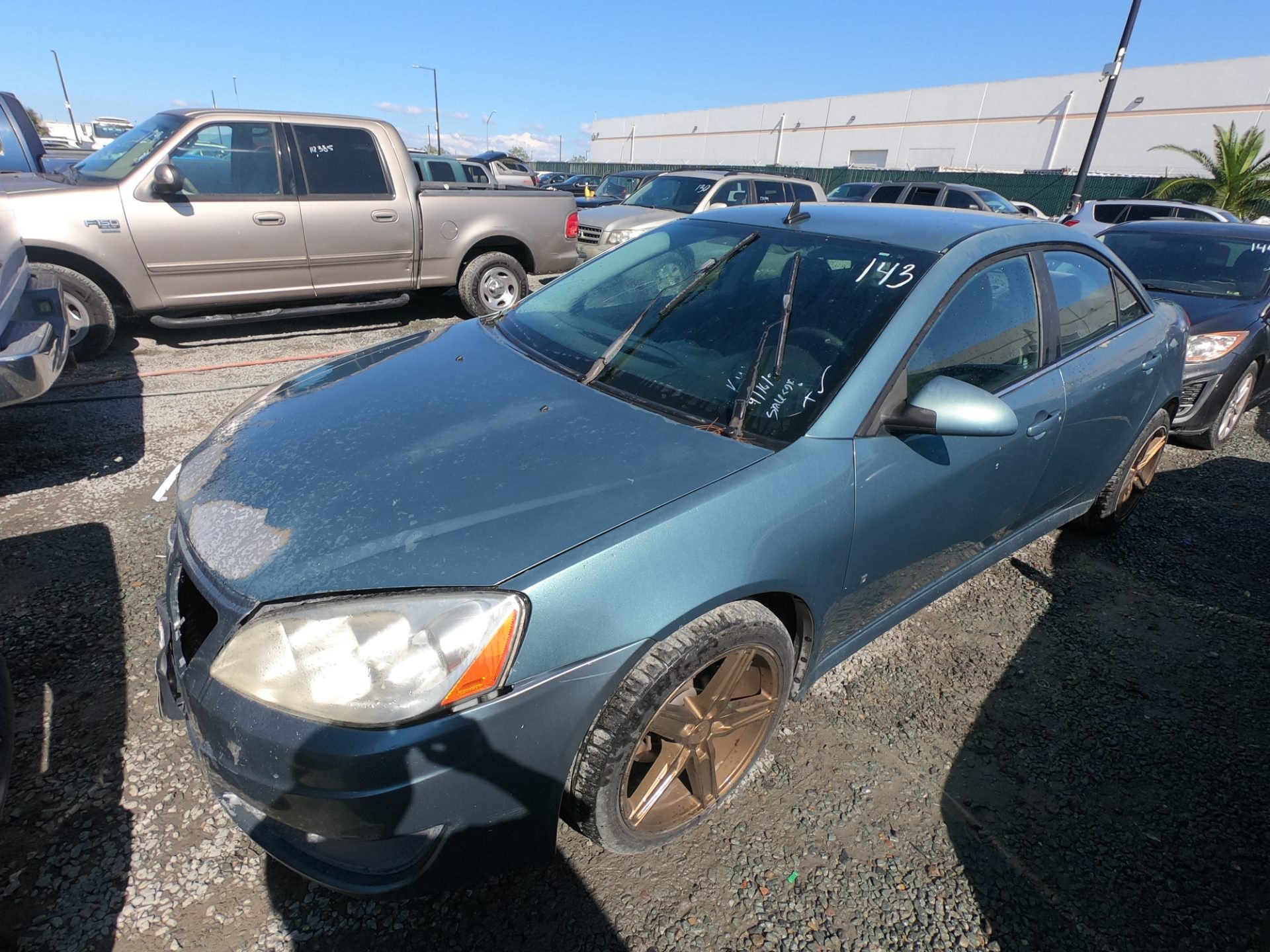 2009 PONTIAC G6 — photo 1