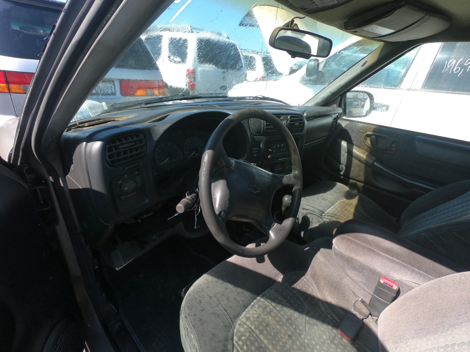 1998 CHEVY S10 — thumbnail 3
