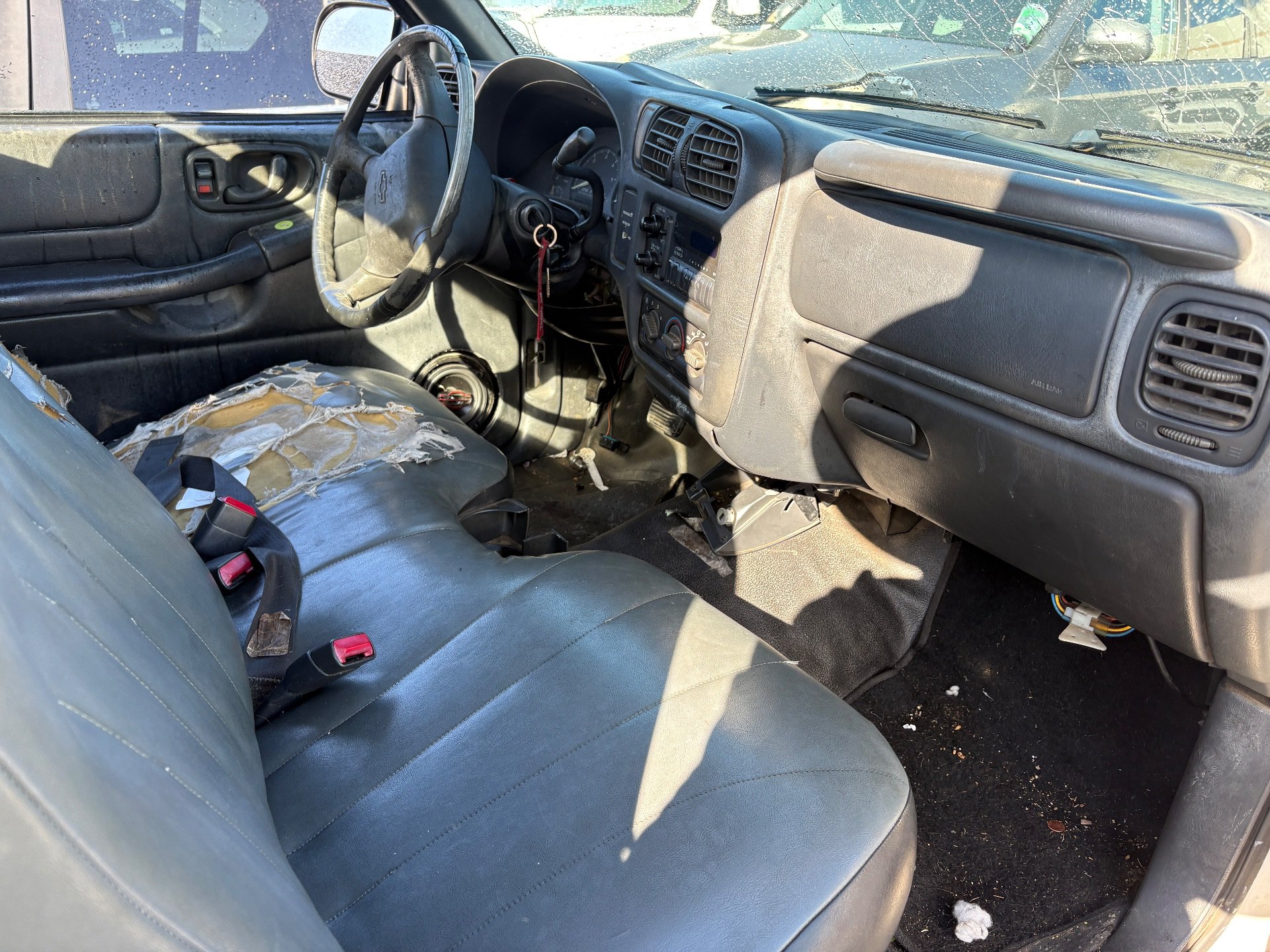 2001 CHEVY S10 — thumbnail 4