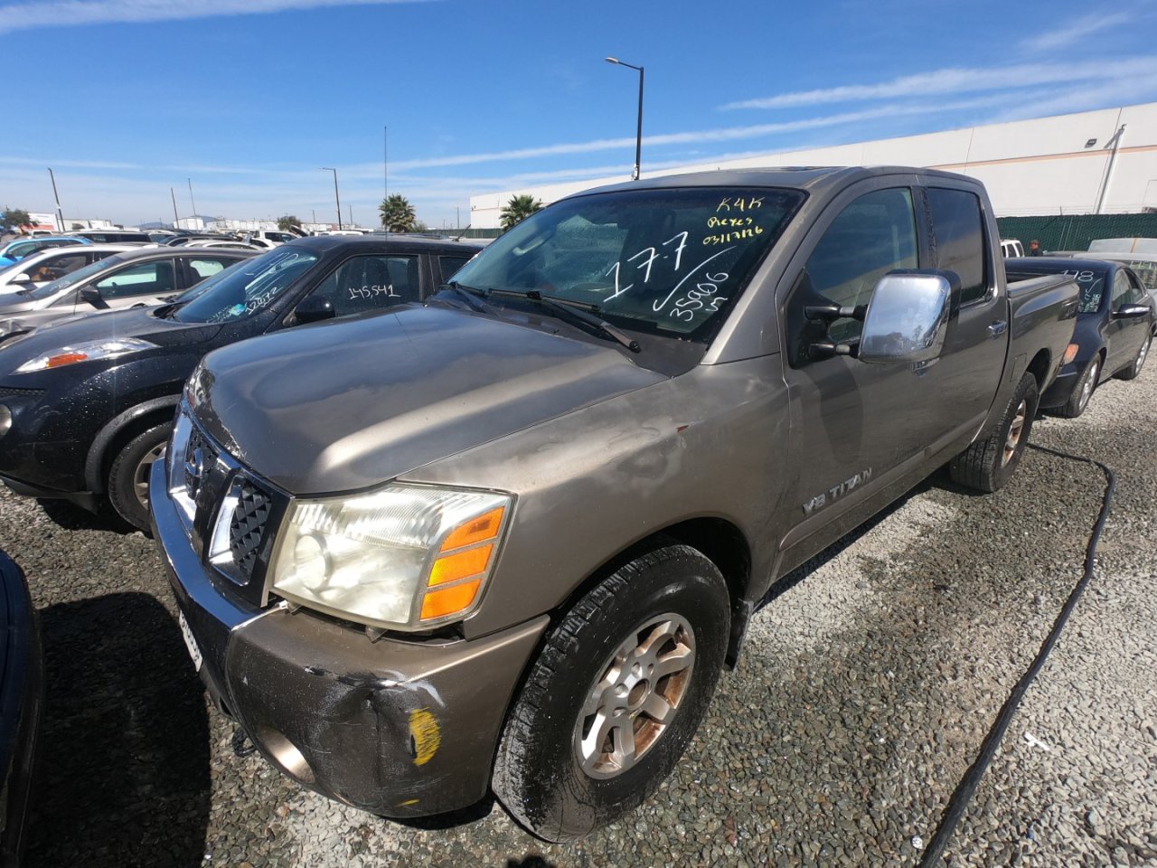2006 NISSAN TITAN