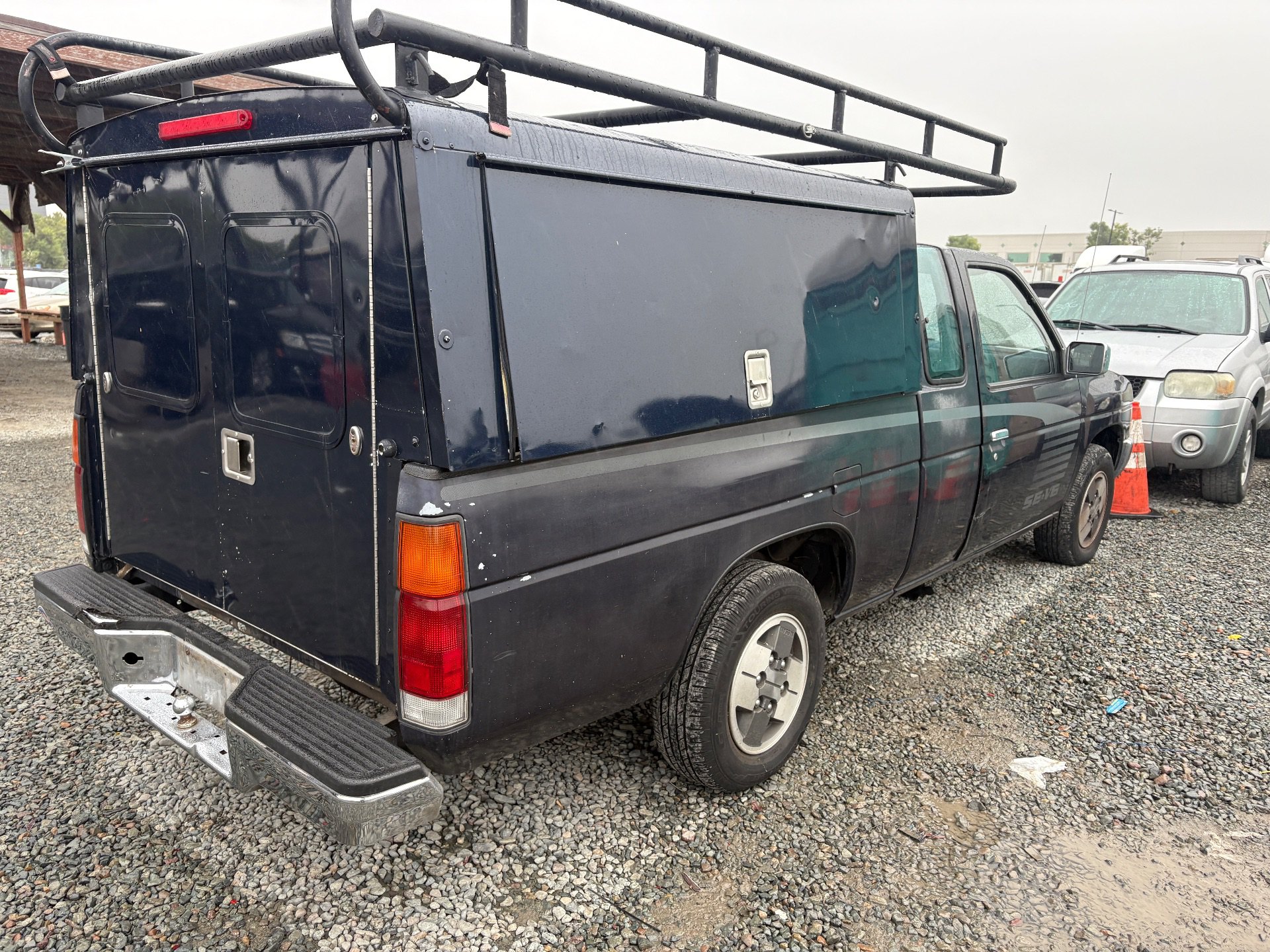 1993 NISSAN PICKUP — thumbnail 3