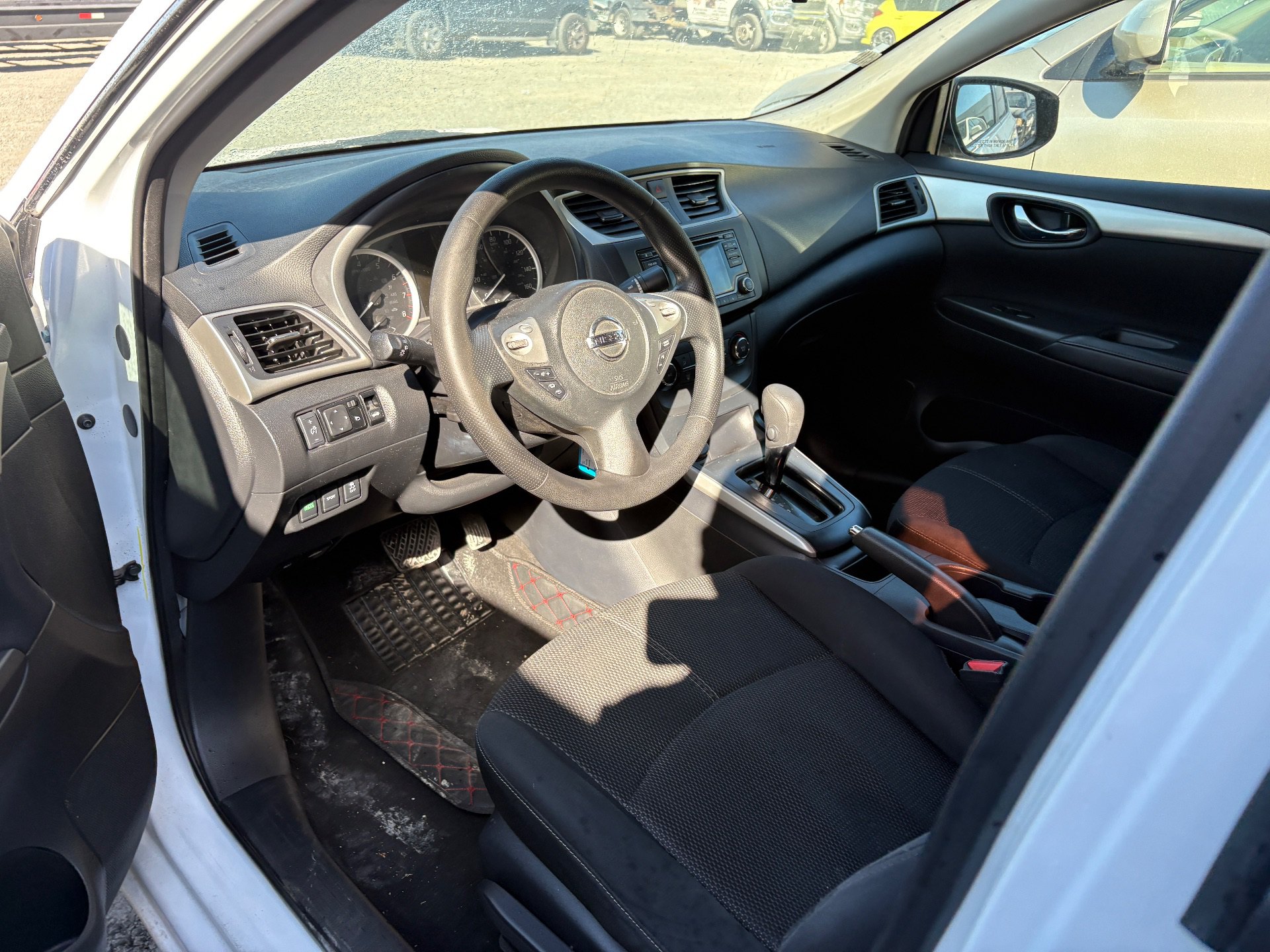 2018 NISSAN SENTRA — thumbnail 4