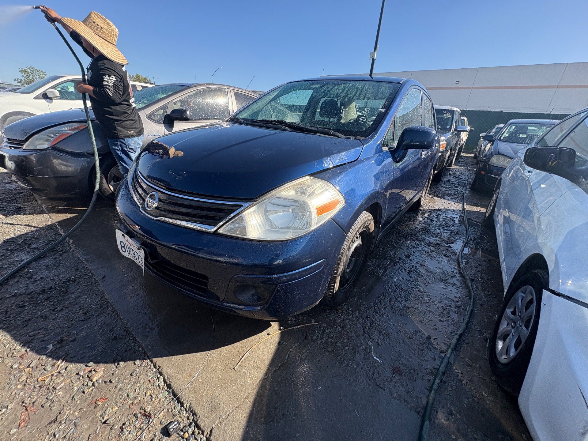 2011 NISSAN VERSA — photo 1