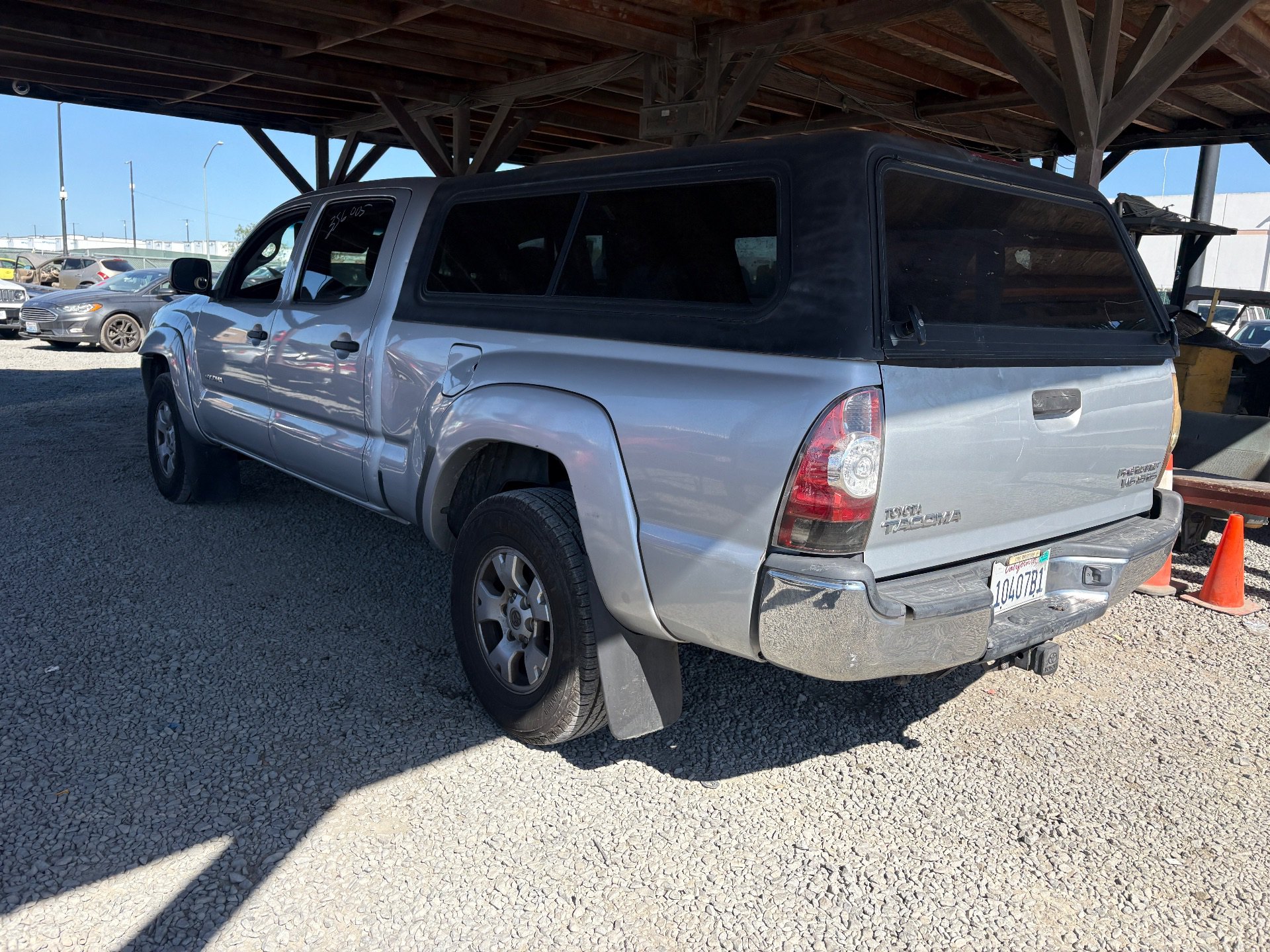 2011 TOYOTA TACOMA — thumbnail 3