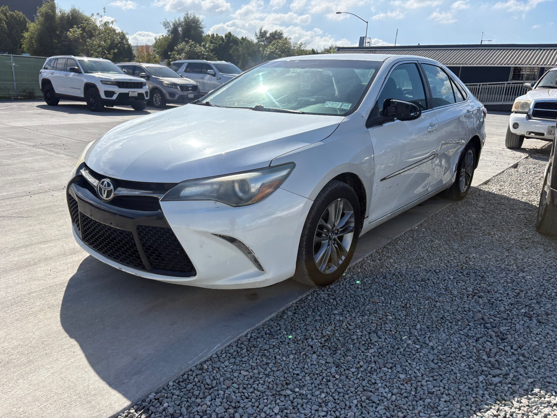 2017 TOYOTA CAMRY — thumbnail 2