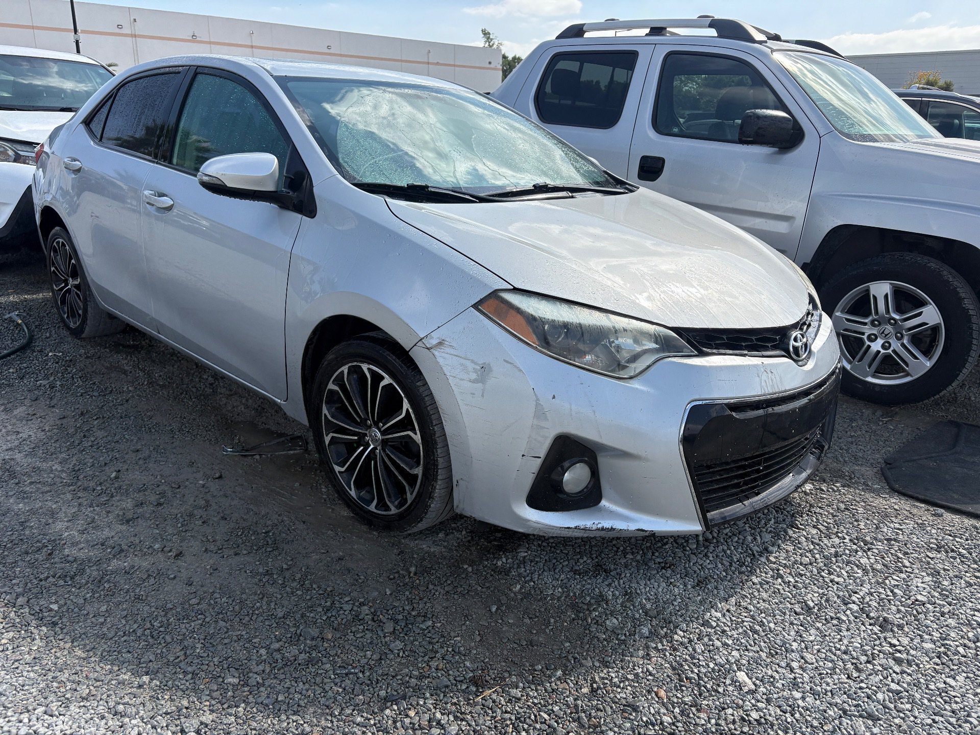 2014 TOYOTA COROLLA — photo 1