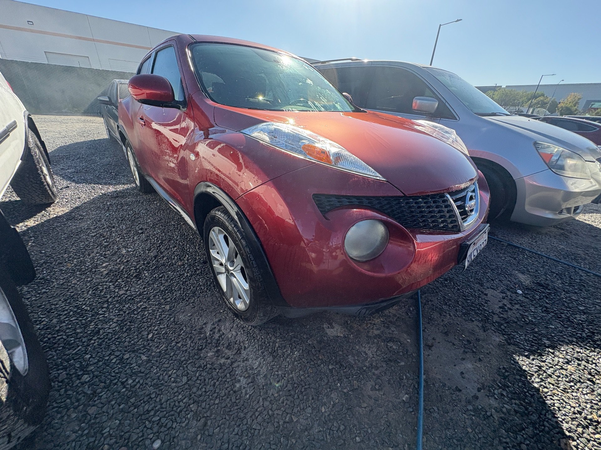 2011 NISSAN JUKE — thumbnail 2