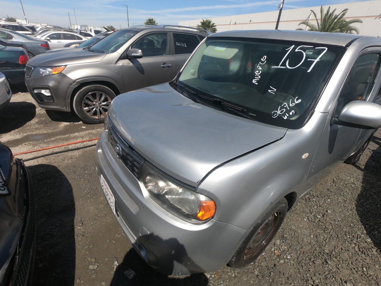 2011 NISSAN CUBE