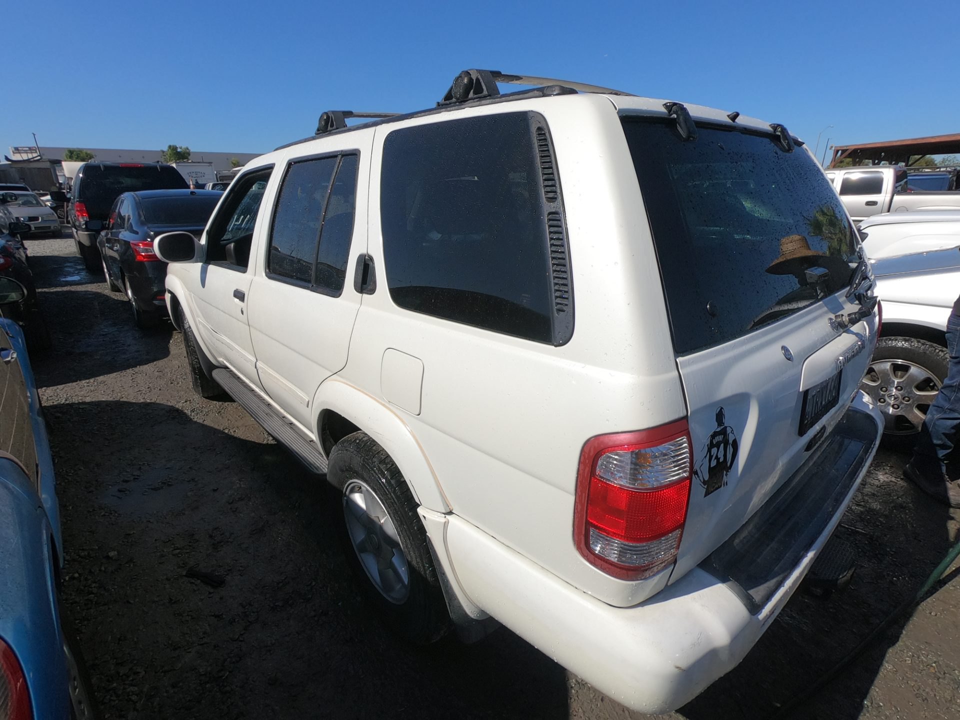 2001 NISSAN PATHFINDER — thumbnail 4