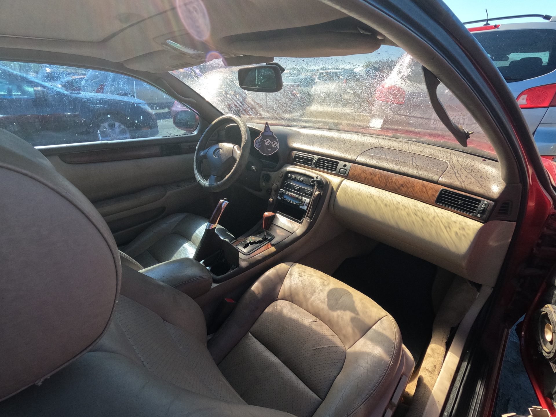 2000 LEXUS SC 300 — thumbnail 3