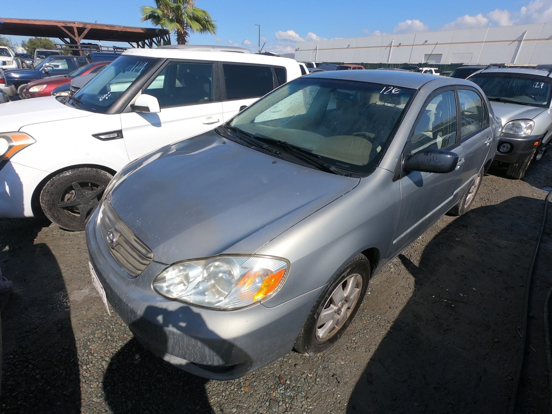 2004 TOYOTA COROLLA — photo 1