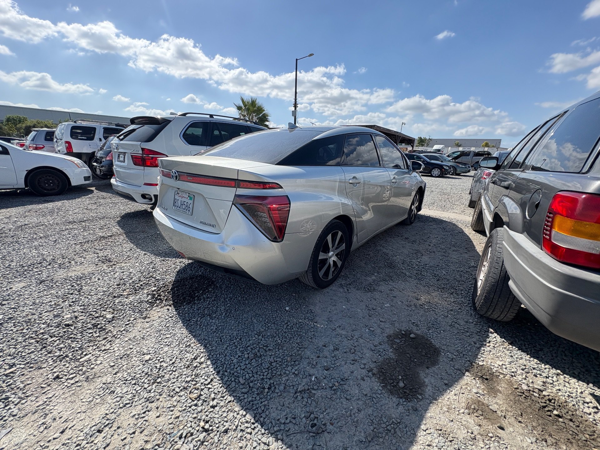 2017 TOYOTA MIRAI — thumbnail 4