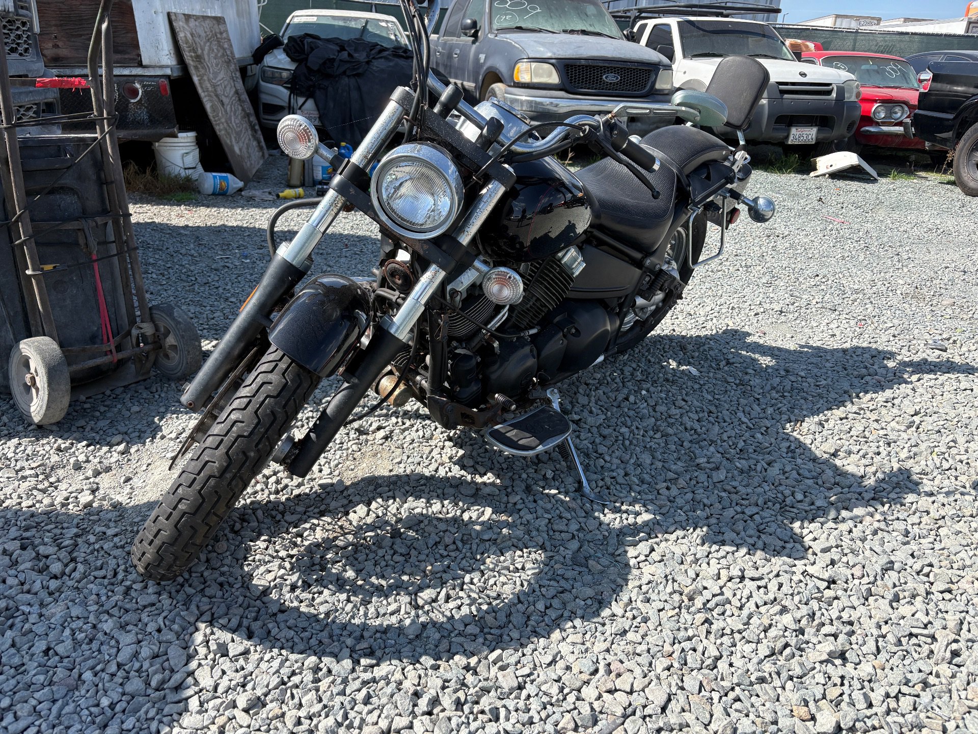 2005 YAMAHA V STAR 650 — photo 1