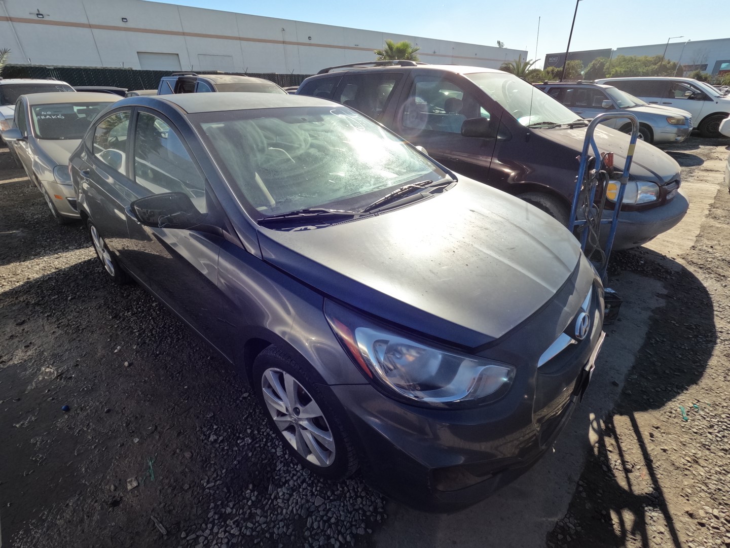 2012 HYUNDAI ACCENT
