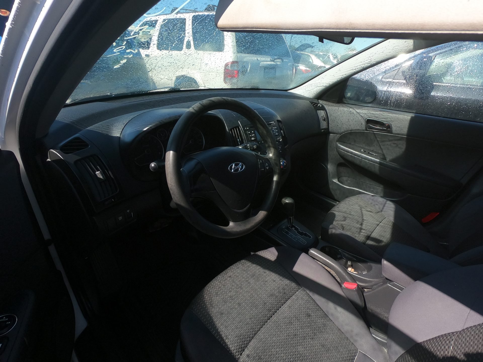 2010 HYUNDAI ELANTRA — thumbnail 3
