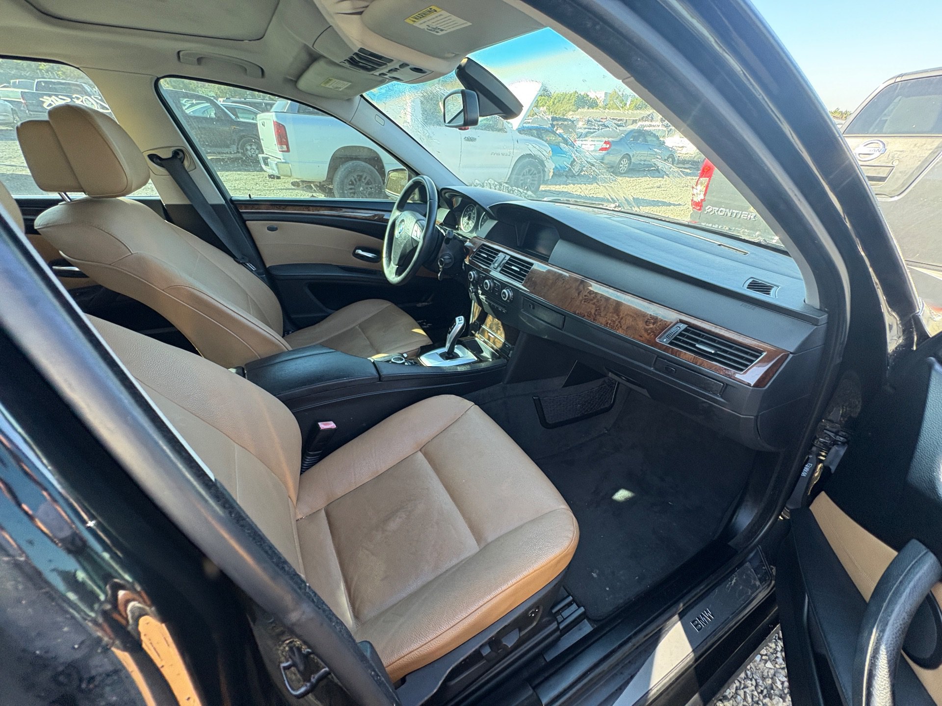 2010 BMW 528I — thumbnail 4