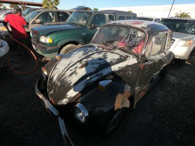 Vehicle: 1970 VOLKS BEETLE (Lot 153)