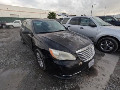 Vehicle: 2013 CHRYSLER 200 (Lot 79)