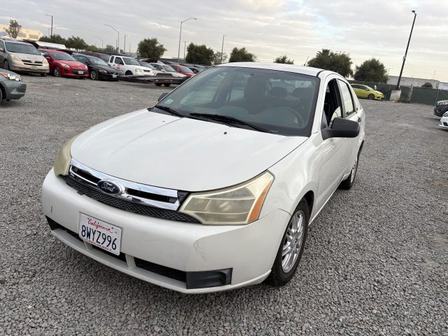Vehicle: 2011 FORD FOCUS (Lot 68)