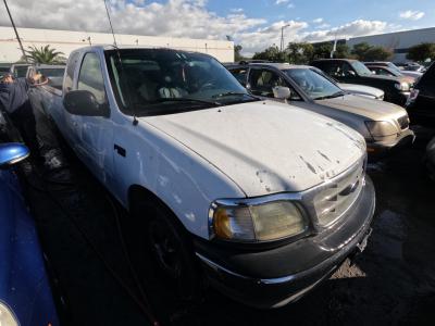 Vehicle: 2003 FORD F150 (Lot 124)