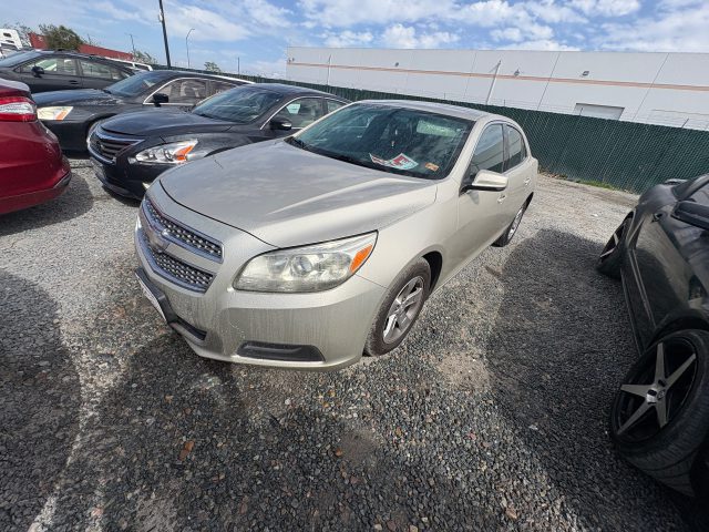 Vehicle: 2013 CHEVY MALIBU (Lot 82)