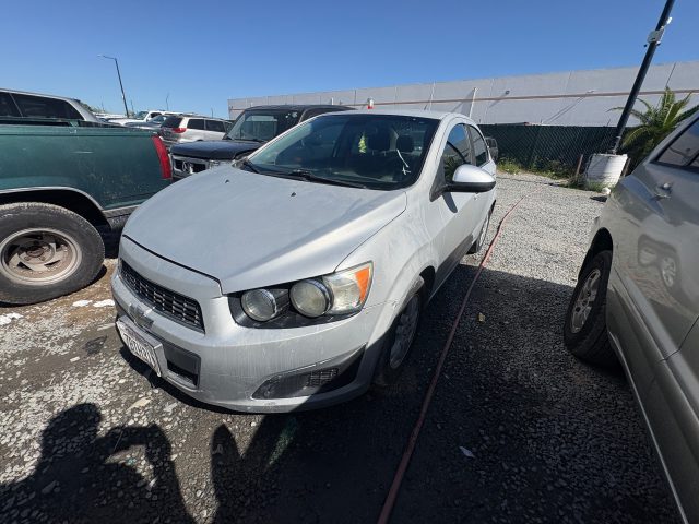 Vehicle: 2013 CHEVY SONIC (Lot 123)