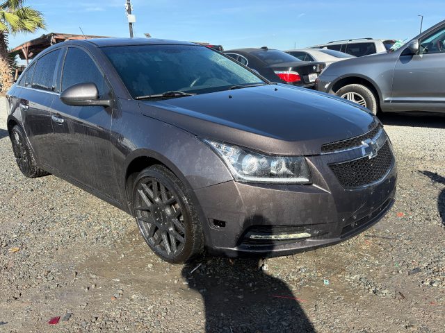 Vehicle: 2011 CHEVY CRUZE (Lot 30)