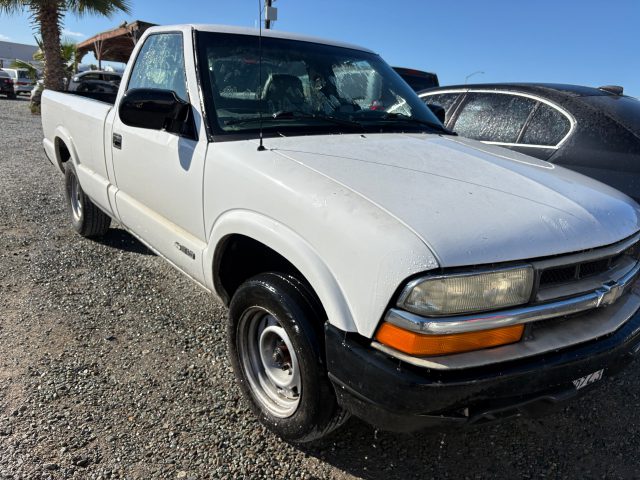Vehicle: 2001 CHEVY S10 (Lot 80)