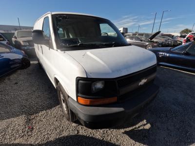 Vehicle: 2004 CHEV EXPRESS (Lot 68)