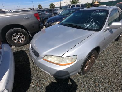 Vehicle: 2000 HONDA ACCORD (Lot 185)