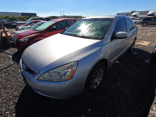 Vehicle: 2004 HONDA ACCORD (Lot 303)