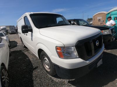 Vehicle: 2014 NISSAN NV (Lot 211)