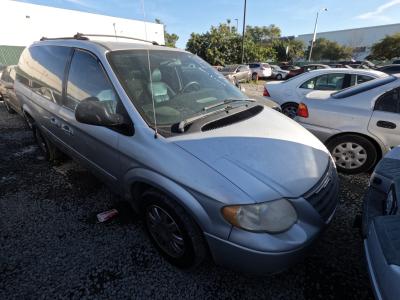 Vehicle: 2005 CHRYSLER T&C (Lot 192)