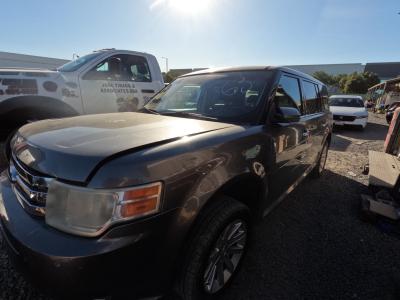 Vehicle: 2009 FORD FLEX (Lot 63)