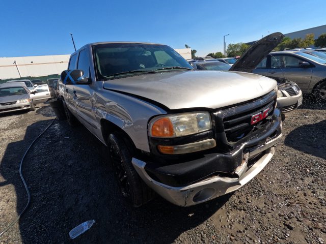 Vehicle: 2006 GMC SIERRA (Lot 112)