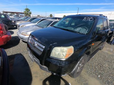 Vehicle: 2006 HONDA PILOT (Lot 188)