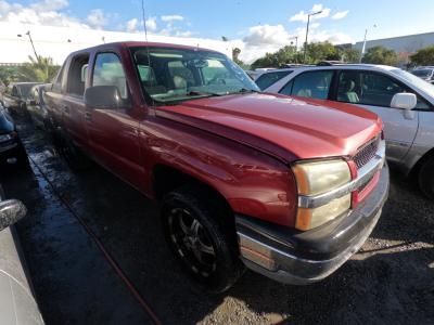 Vehicle: 2004 CHEV AVALANCHE (Lot 112)