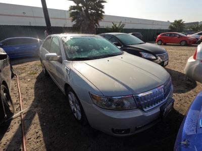 Vehicle: 2007 LINC MKZ (Lot 40)