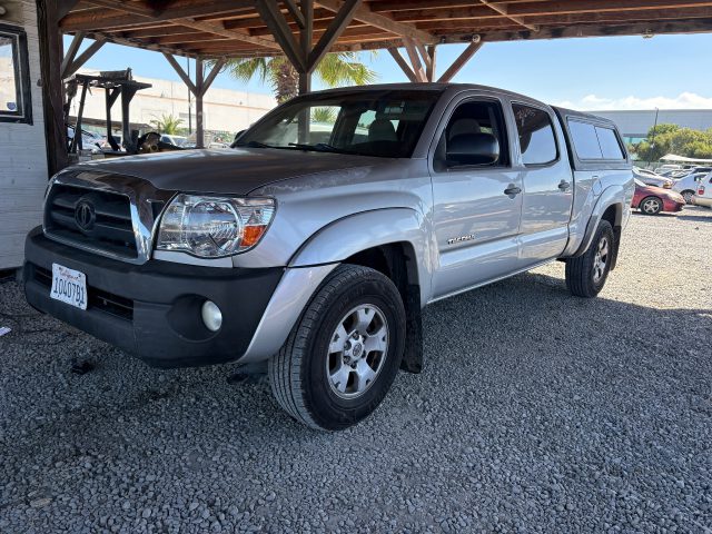 Vehicle: 2011 TOYOTA TACOMA (Lot 34)
