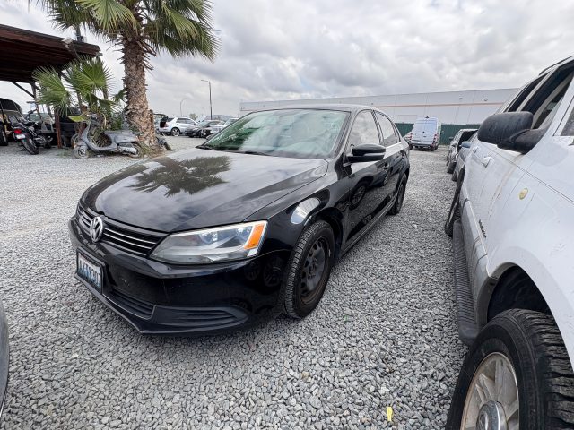 Vehicle: 2013 VOLKS JETTA (Lot 92)