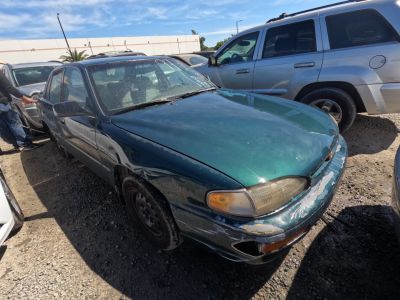 Vehicle: 1996 TOYOTA CAMRY (Lot 97)