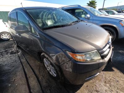 Vehicle: 2015 HONDA ODYSSEY (Lot 8)