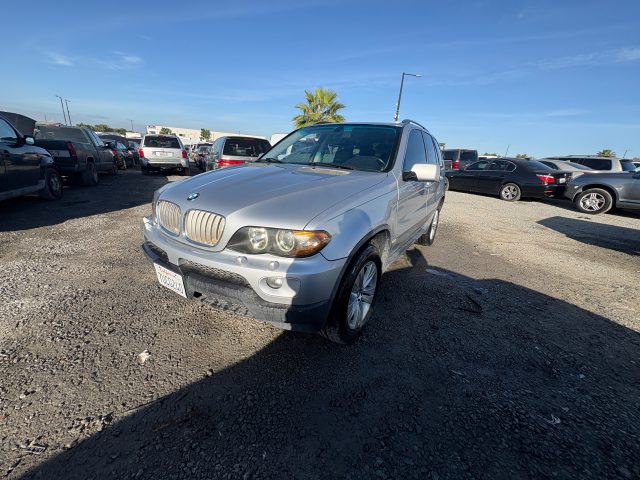 Vehicle: 2004 BMW X5 (Lot 72)