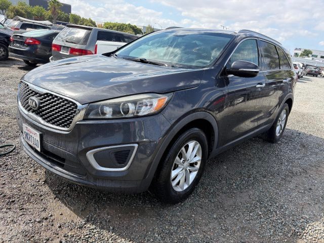 Vehicle: 2018 KIA SORENTO (Lot 29)