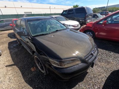 Vehicle: 2001 HONDA ACCORD (Lot 59)