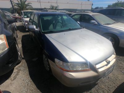 Vehicle: 2002 HONDA ACCORD (Lot 136)