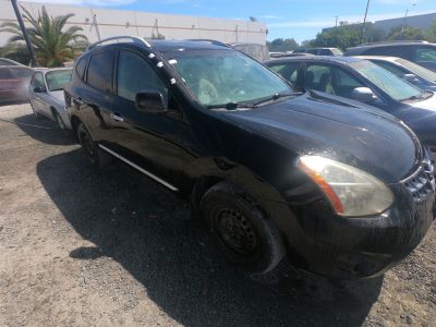 Vehicle: 2011 NISSAN ROGUE (Lot 129)